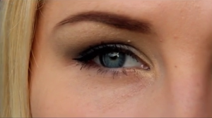 7 sammu, kuidas teha sinistes toonides tagasihoidlikku silmameiki