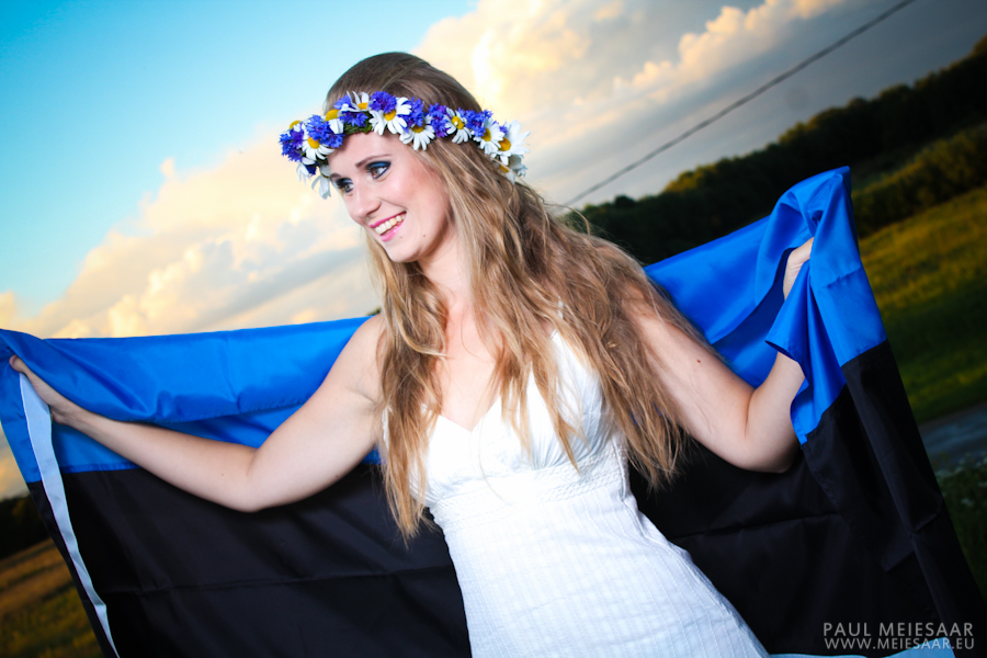Eesti lipuga