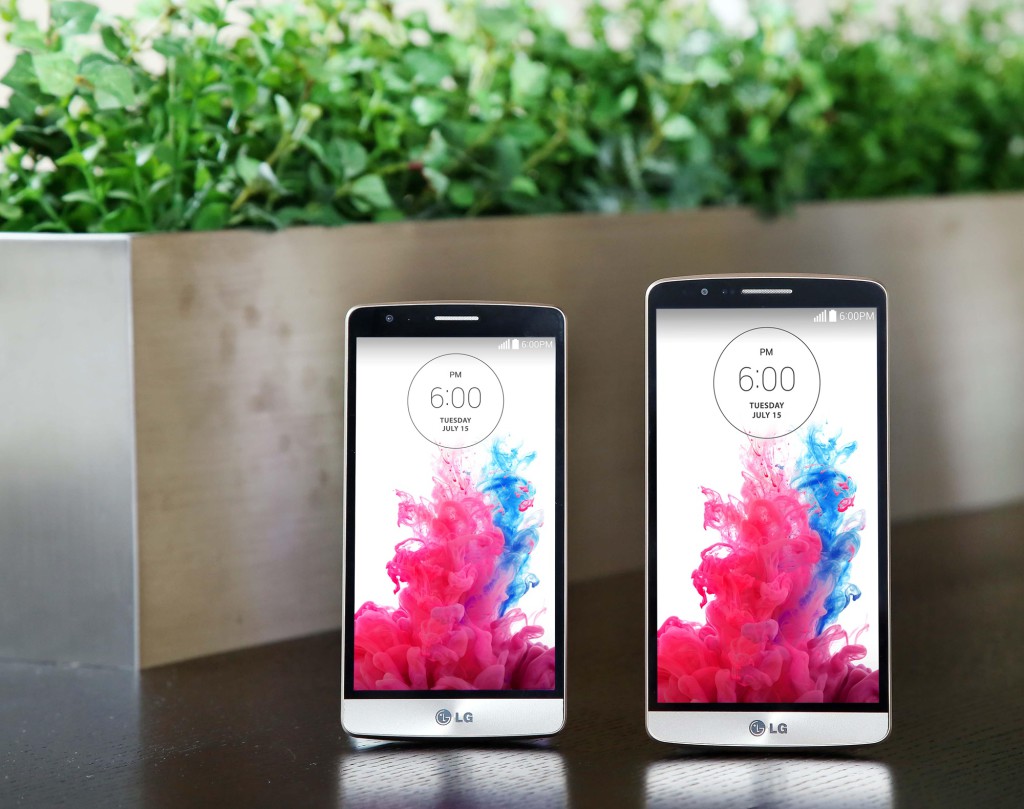 LG G3 s(left) and LG G3(right)
