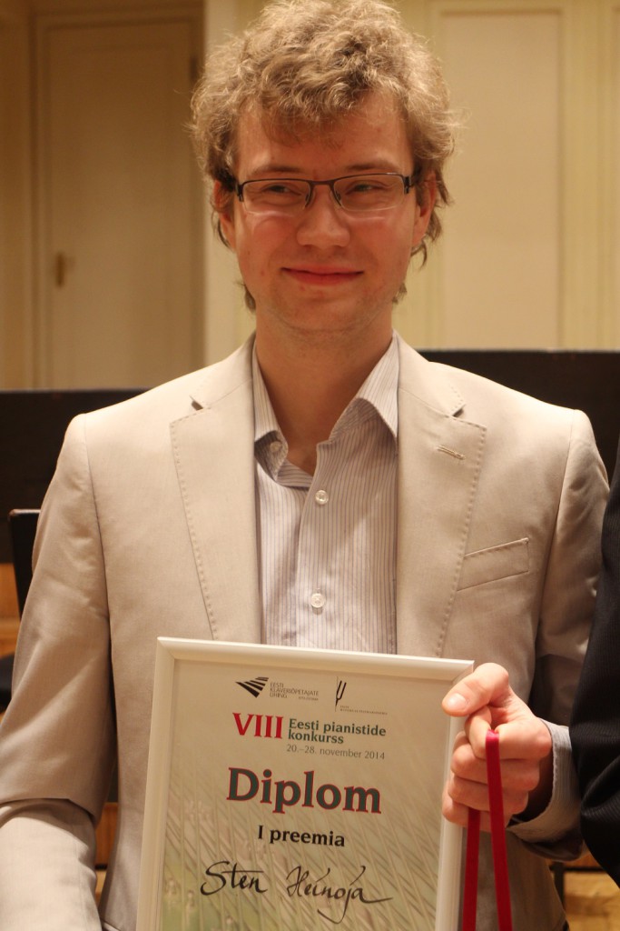 Sten Heinoja musitseeris omale Eesti pianistide konkursi võidu