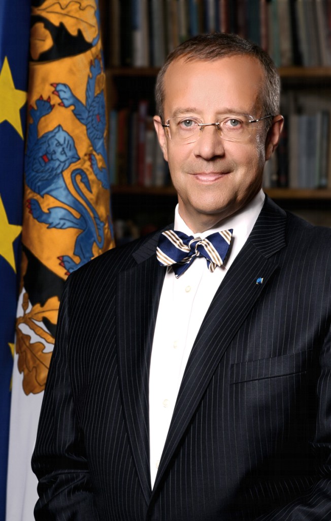 Toomas-Hendrik-Ilves_ametlik_portree_Vabariigi-Presidendi-Kantselei