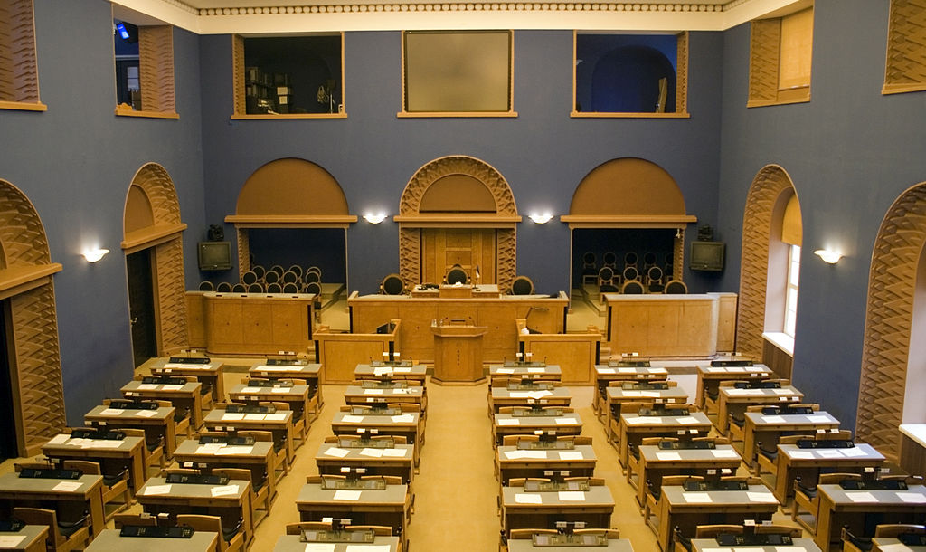 1024px-Riigikogu_(2011)