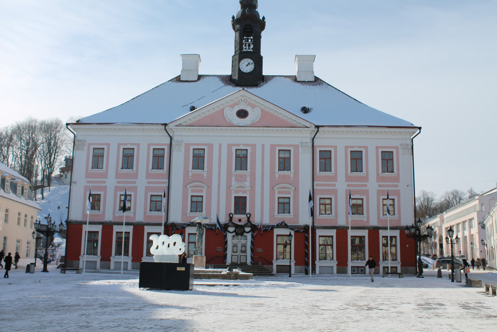 PALJU ÕNNE! Volikogu nimetas Tartu aukodanikud