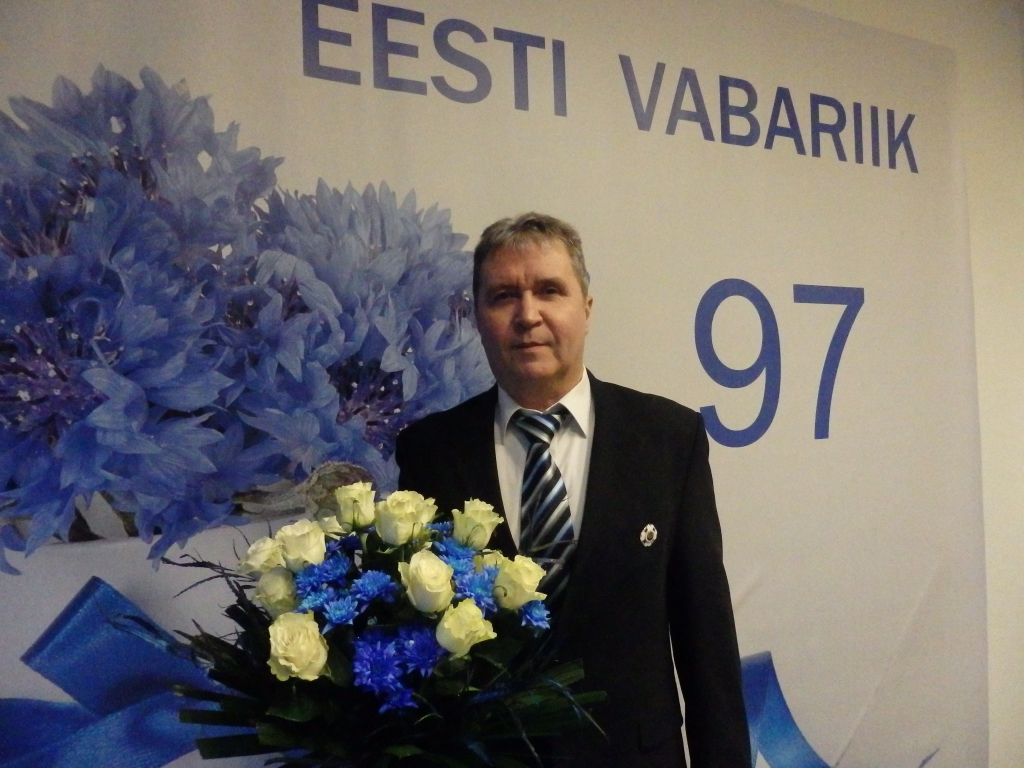 Peeter 23.02.2015 Kohilas Eesti Vabariigi aastapäeva vastuvõtul, kus ta sai Kohila valla vapimärgi