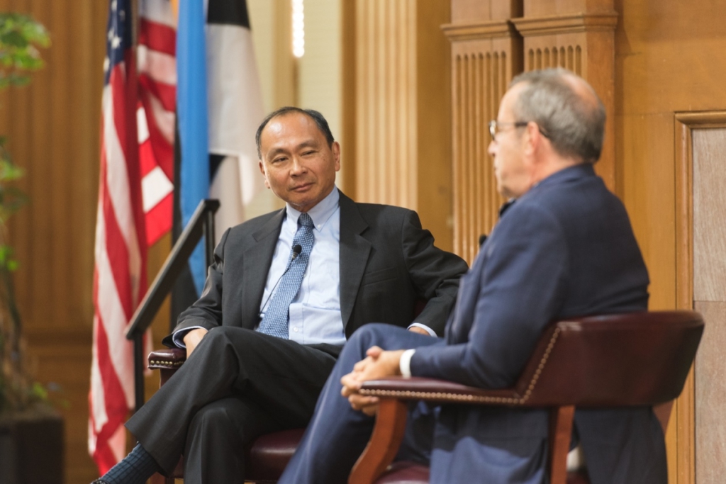 President Toomas Hendrik Ilves ja politoloog Francis Fukuyama arutlesid Stanfordi Ülikoolis infotehnoloogia tuleviku üle