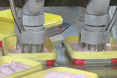 VIDEO! Balbiino töötajad võivad süüa nii palju tasuta jäätist, kui hing ihaldab!