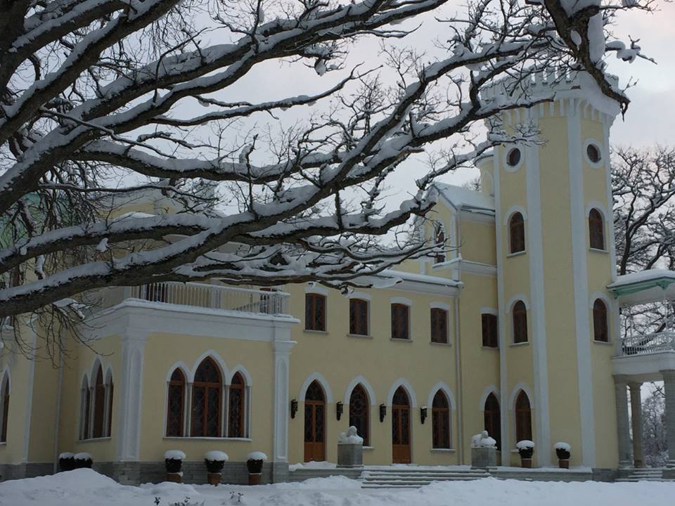 HAUS GALERII ANNAB TEADA! Eesti moodsa kunsti klassikute hetked Keila-Joa lossis avab Toomas Vint