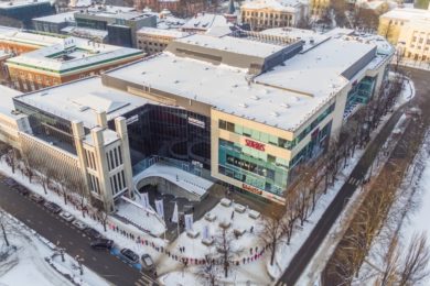 Suurpered moodustasid lumises Tallinnas rekordilise inimketi
