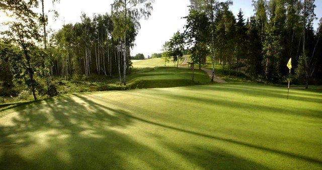AJAKIRI GOLF! KLUBI TUTVUSTAB! Otepää Golfiklubi pakub olulisi soodustusi