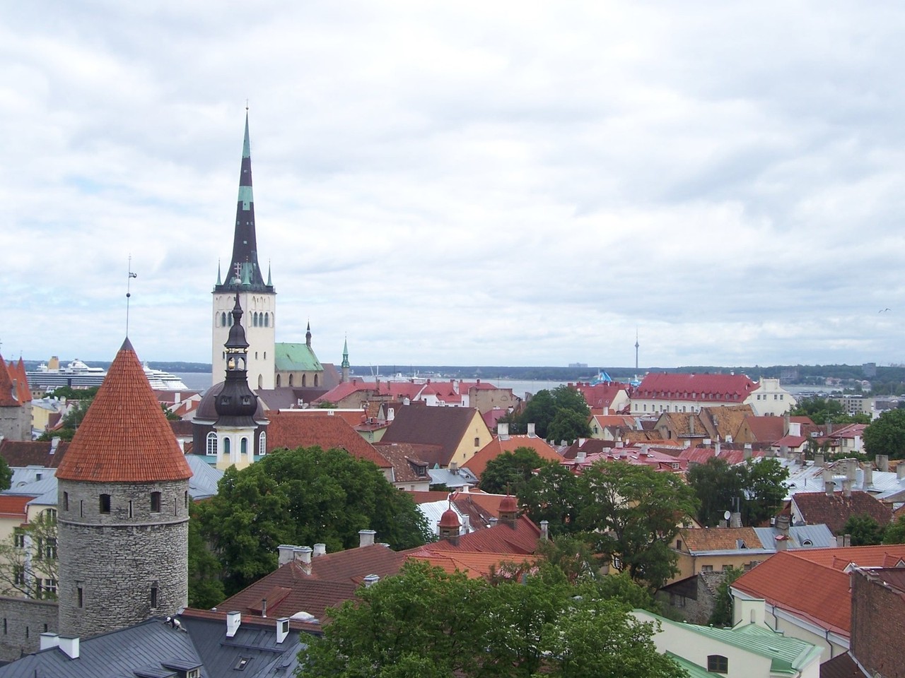 VABADUS ON TUNNE! Tallinnas tähistatakse taasiseseisvumispäeva laulu- ja tantsupäevaga